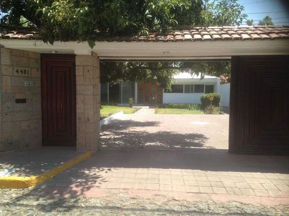Foto 2 de Casa en venta en LOS PINOS CAMPESTRE, Zapopan