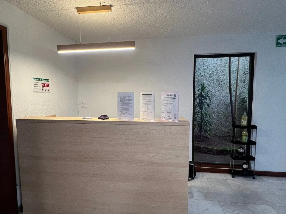 Foto 2 de Consultorio / oficina Renta en Centro de Salud 1