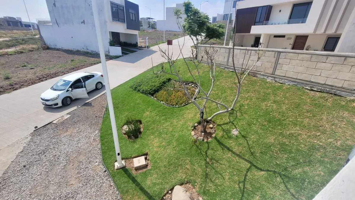Foto 5 de Casa en Parque Sansara, Zimalta 2 recámaras, estudio y terraza con jardín