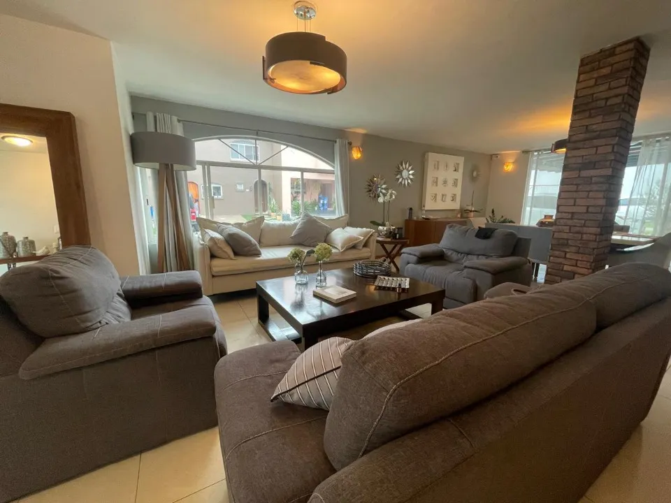 Foto 8 de Casa en venta en Avenida Ecónomos, Rinconada del Parque, Zapopan