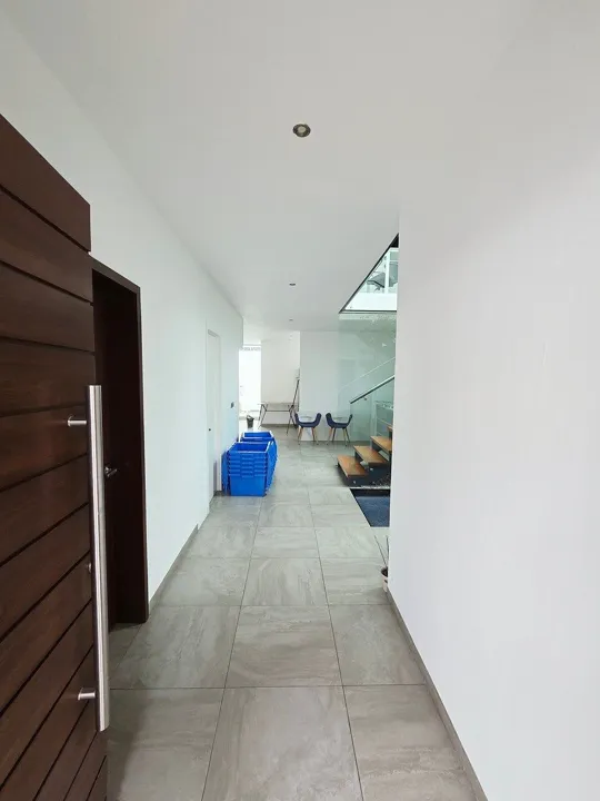 Foto 7 de OPORTUNIDAD CASA EN AVENIDA PARA USO COMERCIAL CON ESPACIOS AMPLIOS