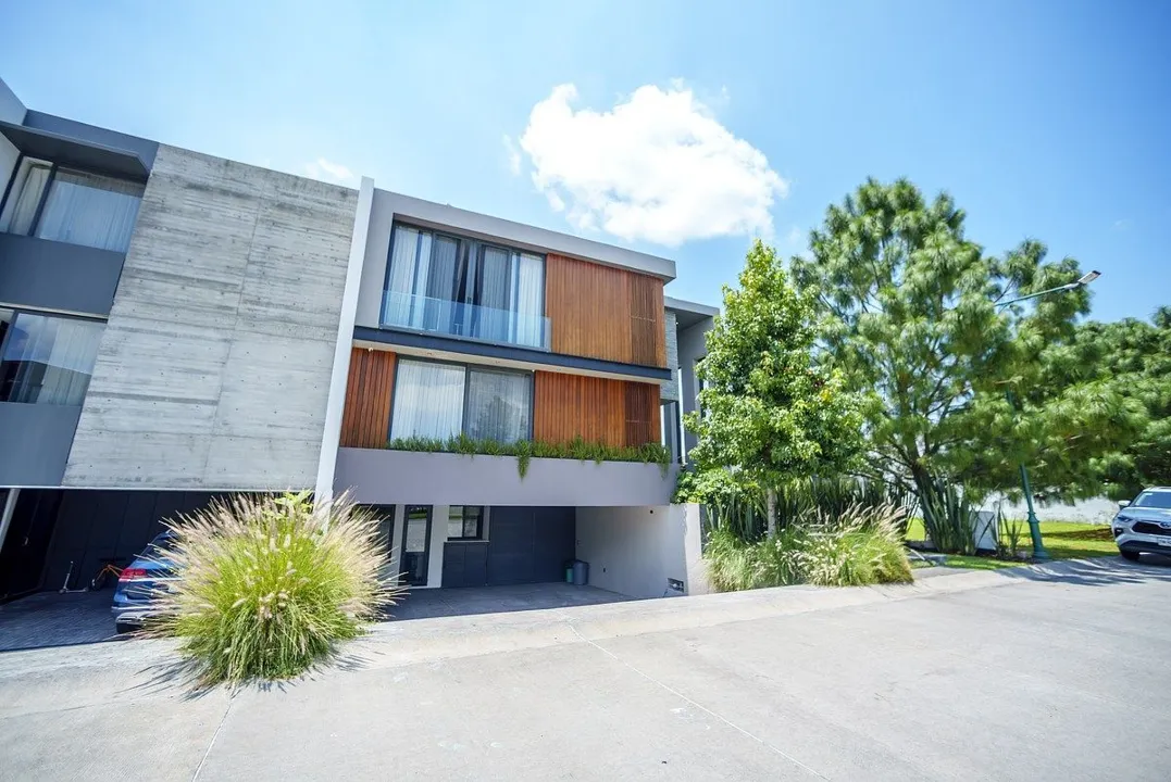 RESIDENCIA DE LUJO EN LOS SUEÑOS - ZAPOPAN