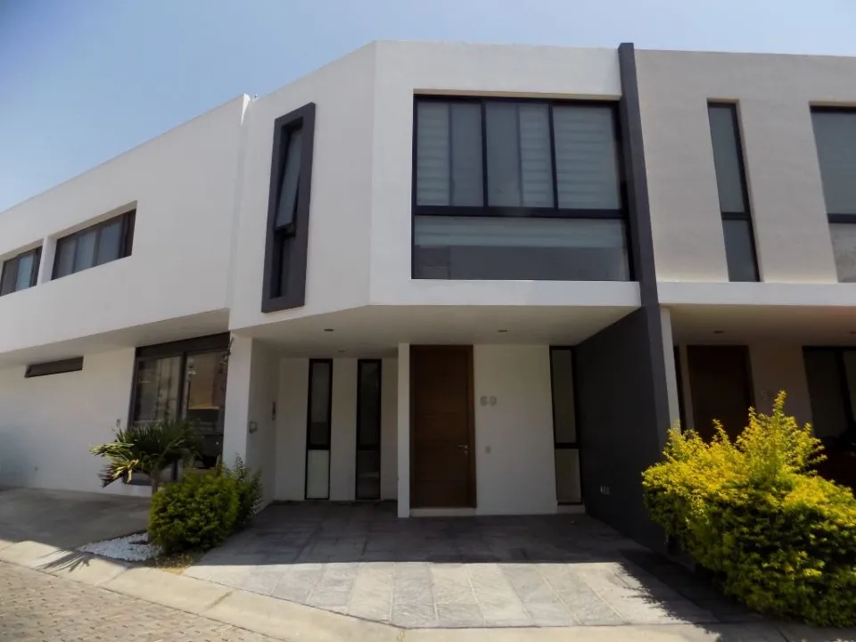 Casa en renta en Av Quintas del Bosque, El Centinela, Zapopan