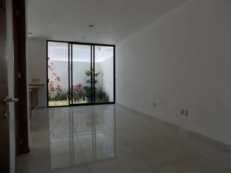 Foto 2 de Casa en renta en Av Quintas del Bosque, El Centinela, Zapopan