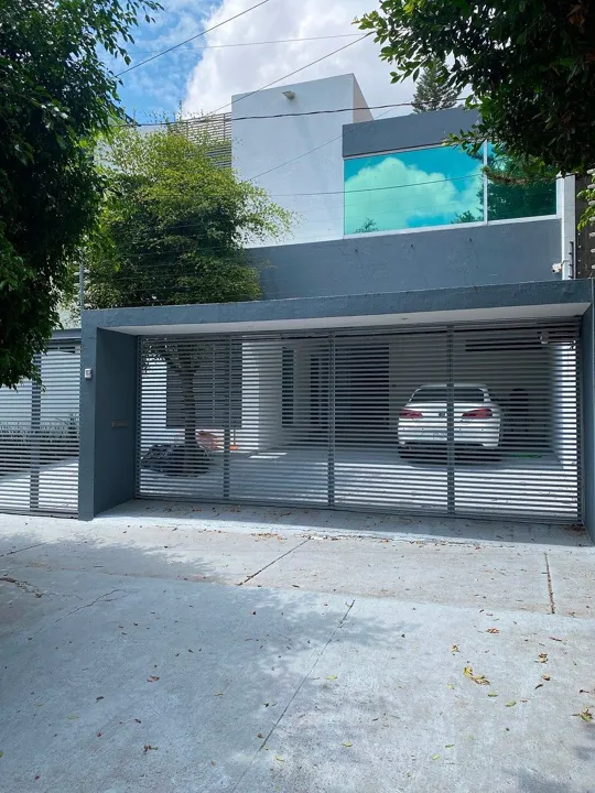 Casa para oficinas o consultorios en MONRAZ