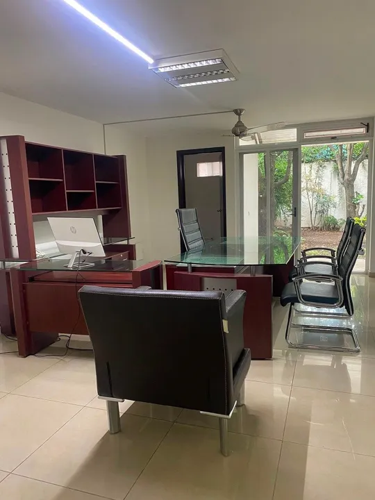Foto 4 de Casa para oficinas o consultorios en MONRAZ