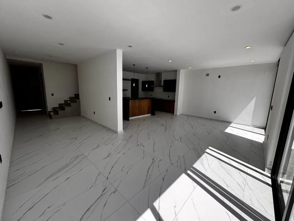 Foto 6 de Casa Nueva frente a parque, Valle Imperial, Coto Maple 1