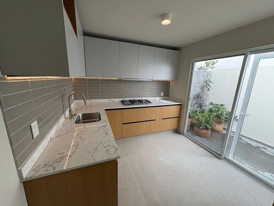 Foto 4 de CASA EN VENTA EN COL. SEATTLE