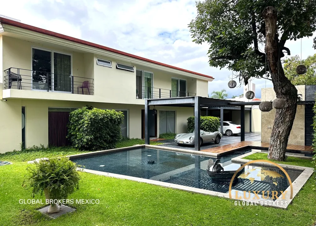 Lujosa Casa / Mansion de 7 Habitaciones en Las Fuentes, Zapopan, Jalisco
