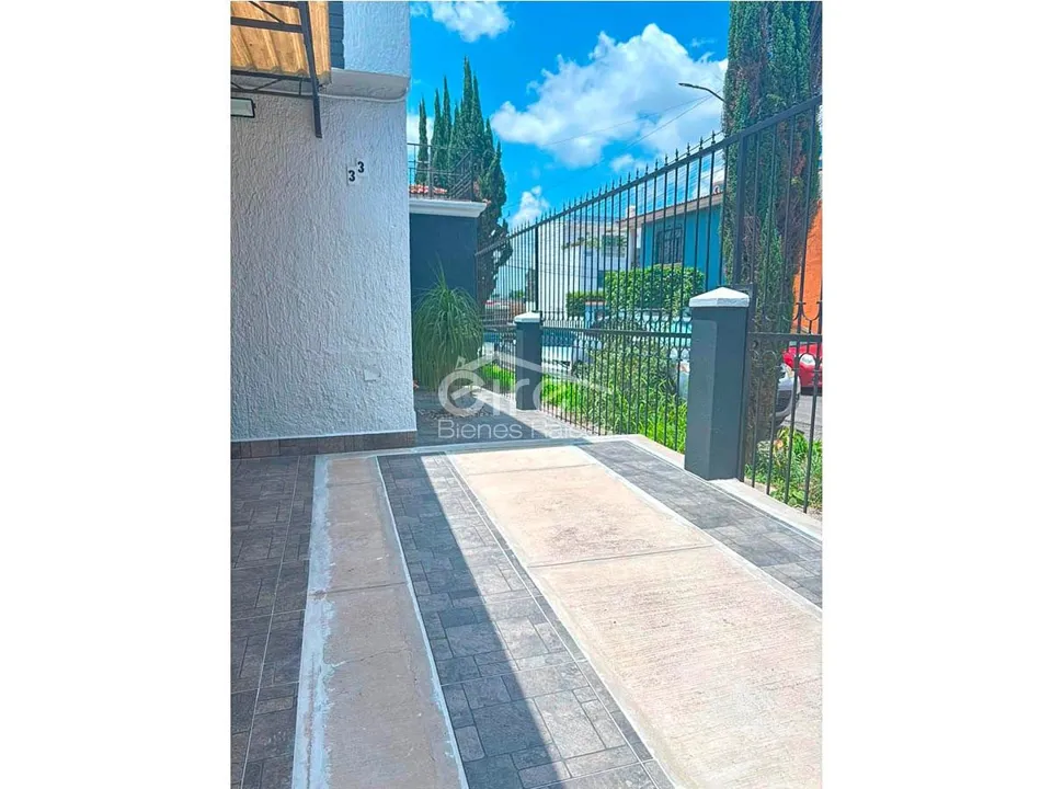 Foto 2 de Casa en renta en Residencial El Tapatío, Coto División del Norte