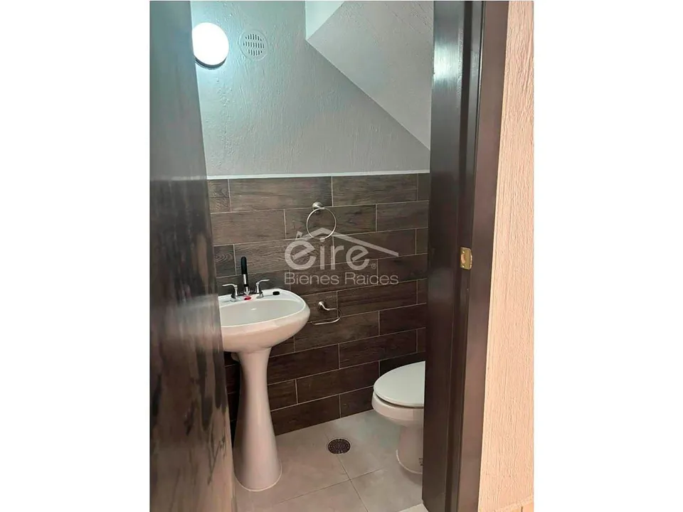 Foto 5 de Casa en renta en Residencial El Tapatío, Coto División del Norte