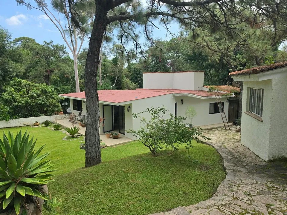 Casa en Venta en  Haciendas La Herradura , Zapopan | Terreno de 1,540 m²