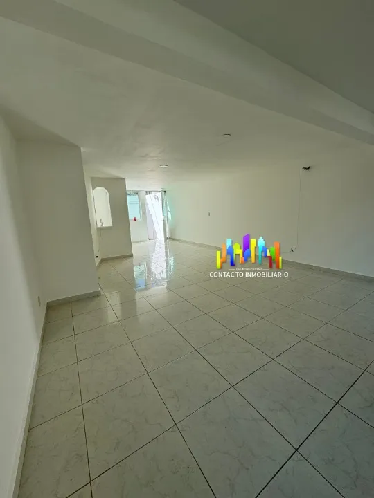 Foto 2 de Casa en venta en Calle José María Heredia, Lomas de Guevara, Guadalajara