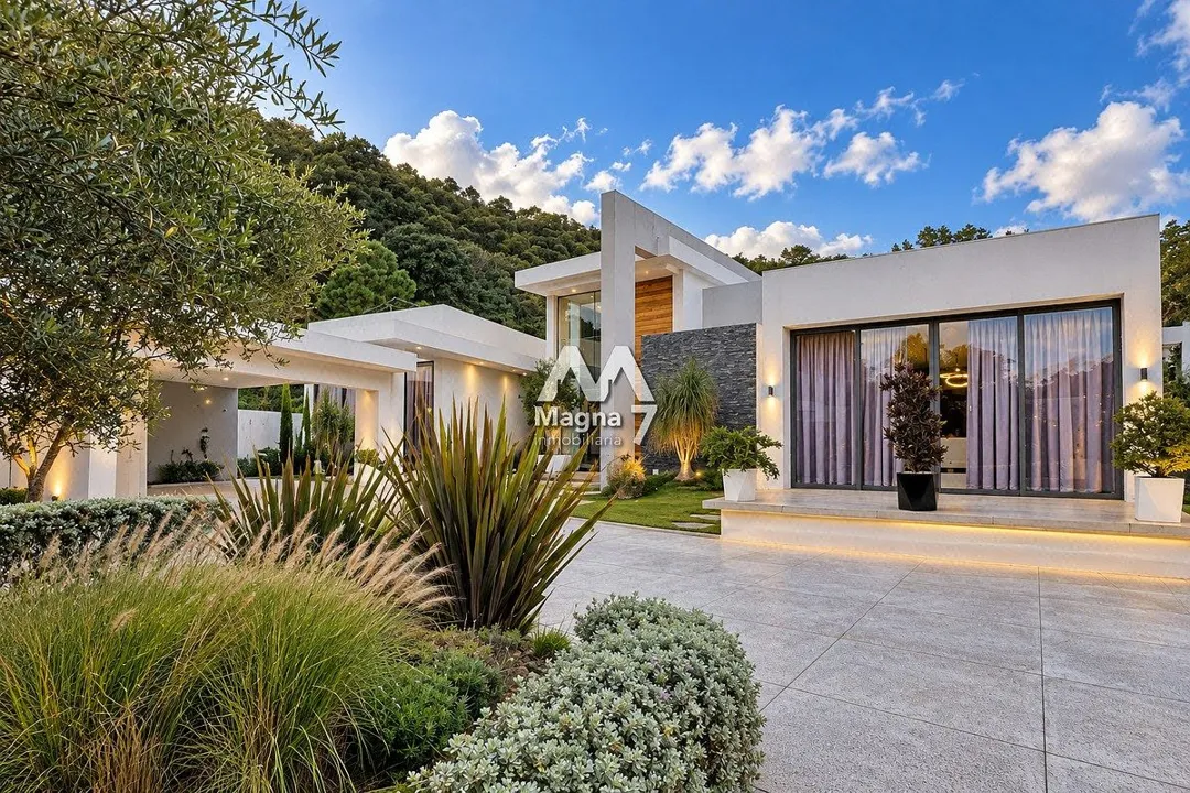 Foto 2 de Casa de lujo en venta en El Palomar Tlajomulco