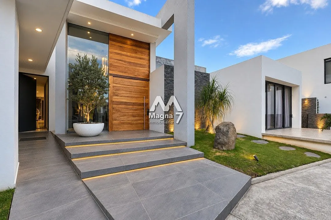 Foto 3 de Casa de lujo en venta en El Palomar Tlajomulco