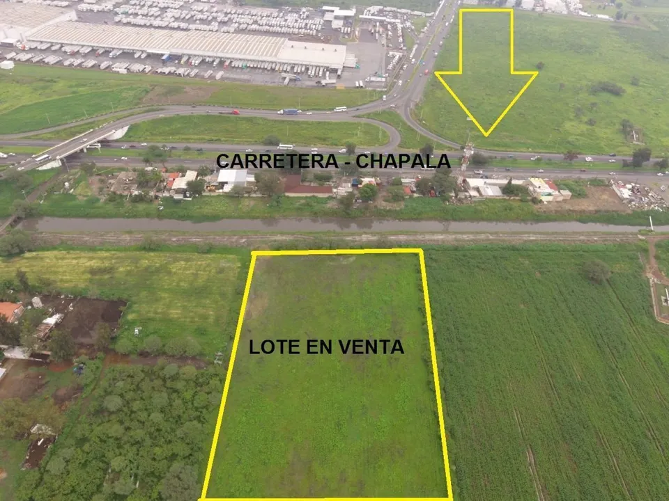 Foto 3 de Terreno En Venta En Santa Cruz Del Valle A Una Cuadra De Carretera Chapala
