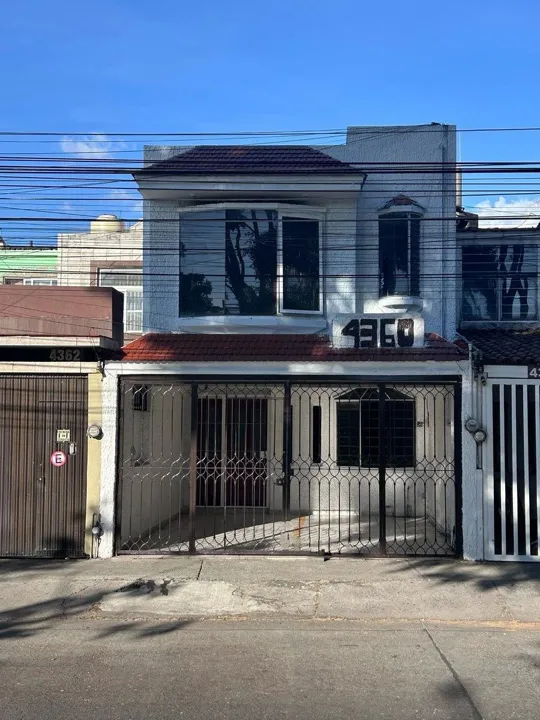 CASA EN VENTA-ARBOLEDAS