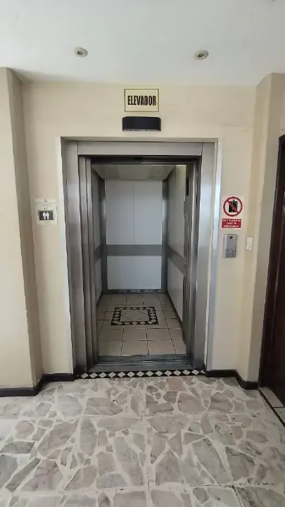 Foto 8 de Edificio en venta en Avenida Circunvalación Oblatos, Circunvalación Oblatos, Guadalajara
