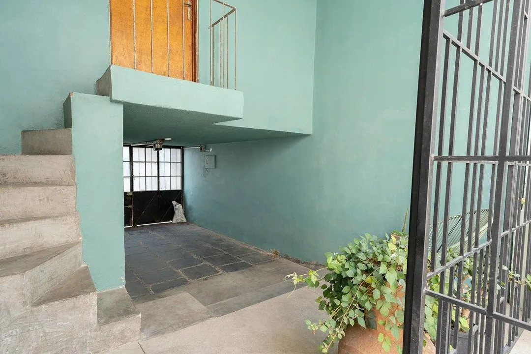 Foto 2 de Casa en Renta en Mexicaltzingo | 6 Habitaciones | A Espaldas del Teatro Diana