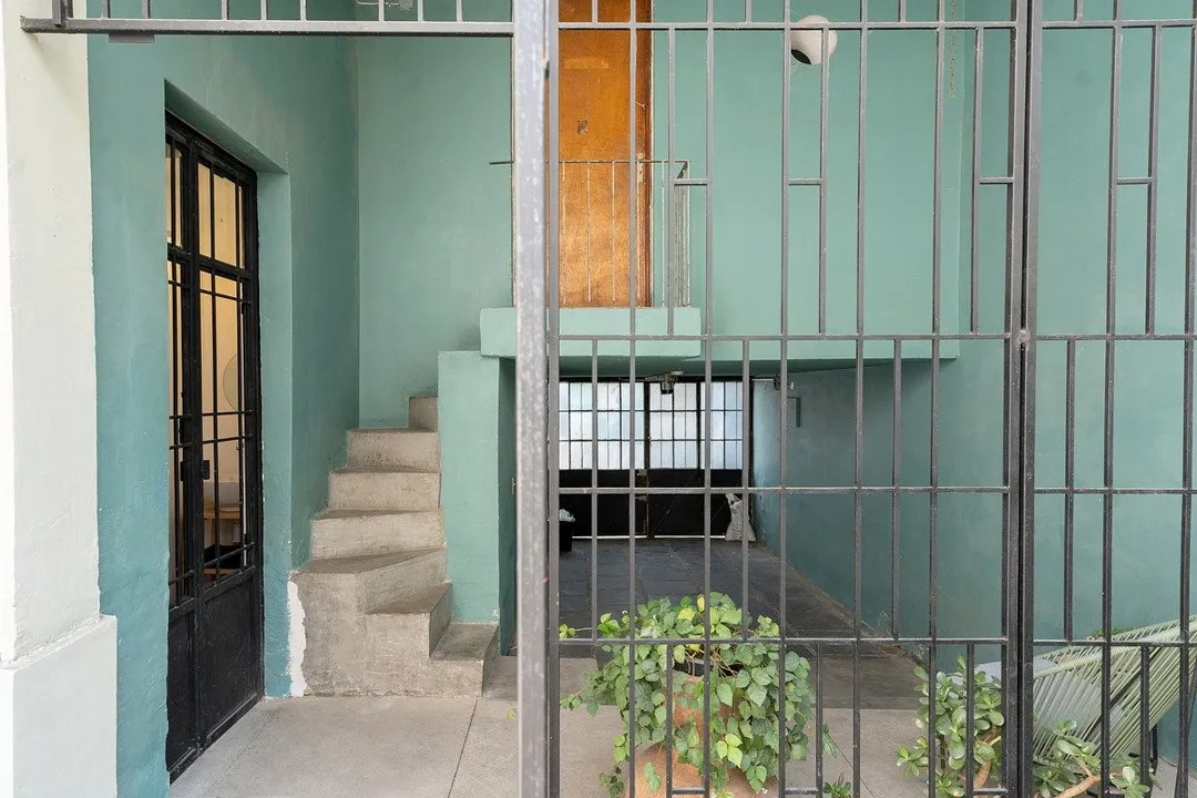 Foto 3 de Casa en Renta en Mexicaltzingo | 6 Habitaciones | A Espaldas del Teatro Diana