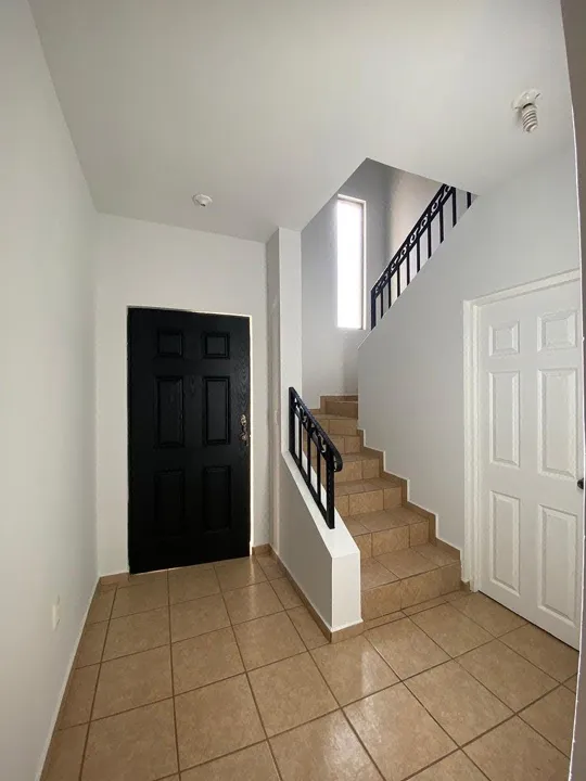 Foto 5 de CASA EN RENTA EN VILLA CALIFORNIA, AL SUR DE LA CIUDAD, A PASOS DE LA ALBERCA