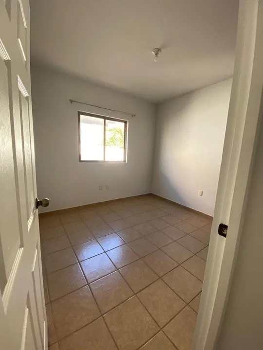 Foto 7 de CASA EN RENTA EN VILLA CALIFORNIA, AL SUR DE LA CIUDAD, A PASOS DE LA ALBERCA