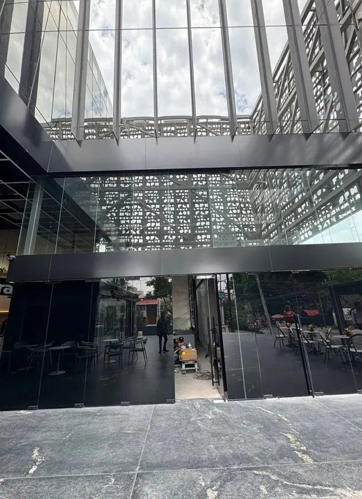 Foto 3 de LOCAL COMERCIAL EN RENTA EN ATRIA CENTER – PROVIDENCIA