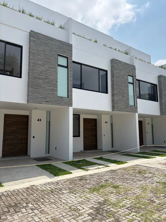 CASA NUEVA EN VENTA | POR EL FORTÍN | 3 RECÁMARAS | ROOF GARDEN