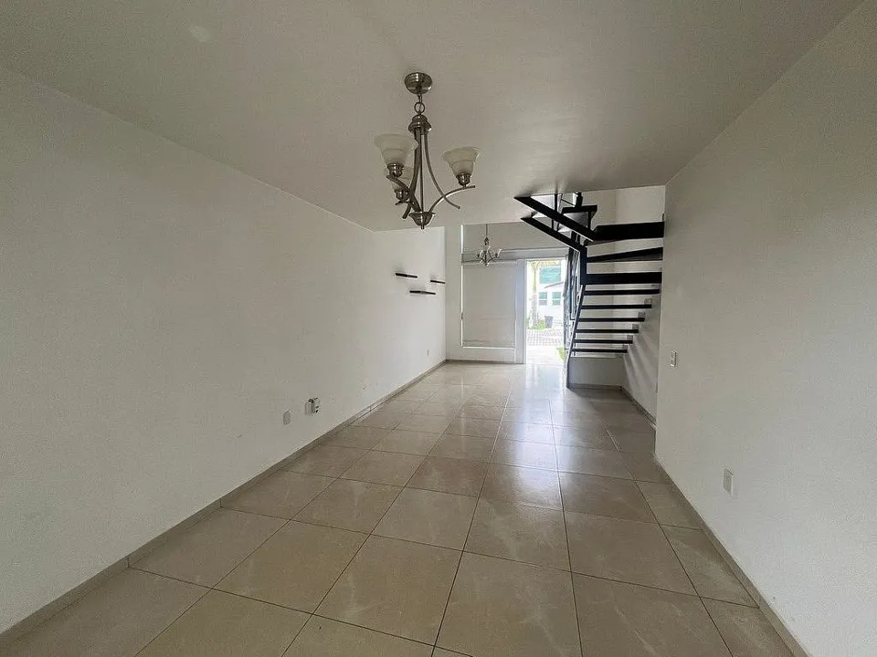 Foto 3 de Casa en Renta en Zona Real Zapopan | Coto El Real 1 | Frente al Tec de Monterrey