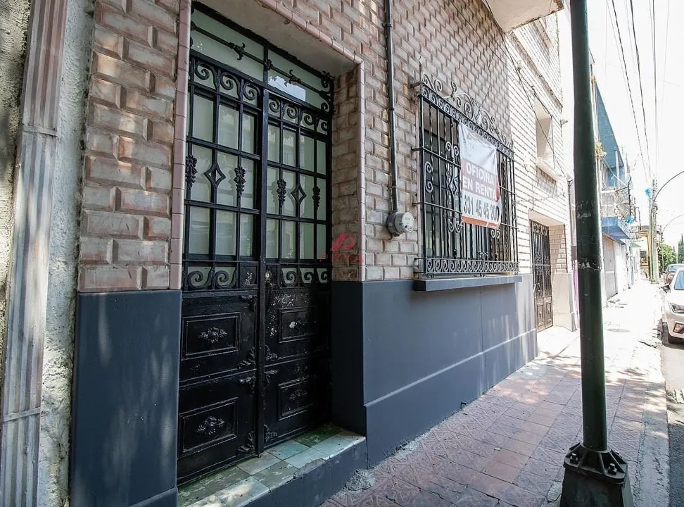 Foto 4 de Casa en venta Guadalajara Centro para remodelar con proyecto y renders.