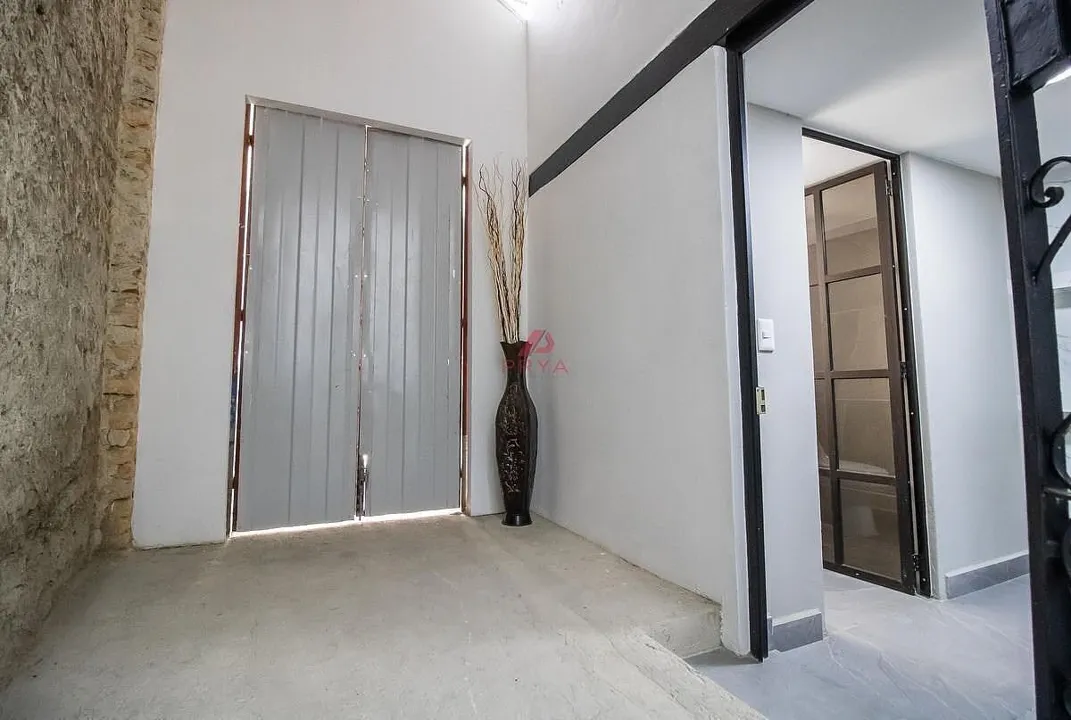 Foto 6 de Casa en venta Guadalajara Centro para remodelar con proyecto y renders.