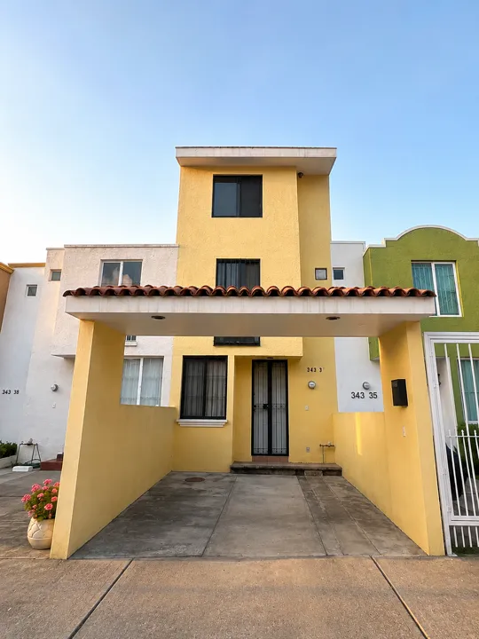 CASA EN VENTA EN SAN ISIDRO, ZAPOPAN