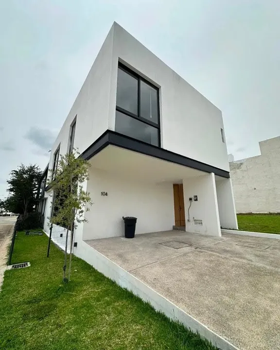 Casa en Renta en Alicante, Zapopan