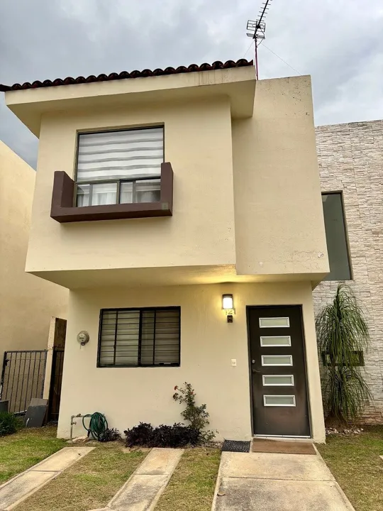 Casa en Venta en Fracc. El Campestre, Zapopan