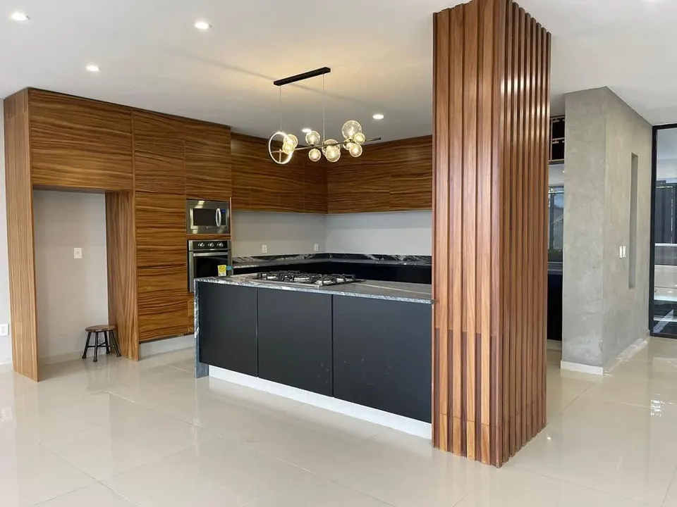 Foto 7 de CASA EN VENTA CON ESPECTACULARES VISTAS Y ALBERCA