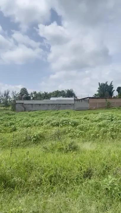 Foto 4 de Terreno comercial cerca del Aeropuerto