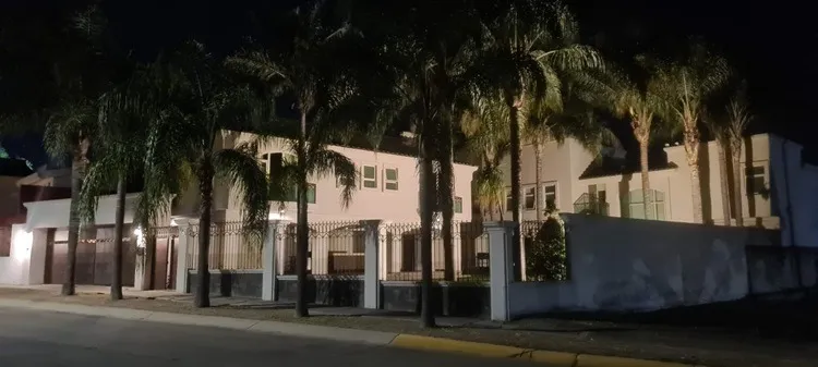 Foto 7 de Casa en venta en Avenida del Búfalo, Ciudad Bugambilias, Zapopan