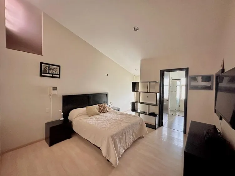 Foto 8 de Casa en venta en Avenida del Búfalo, Ciudad Bugambilias, Zapopan