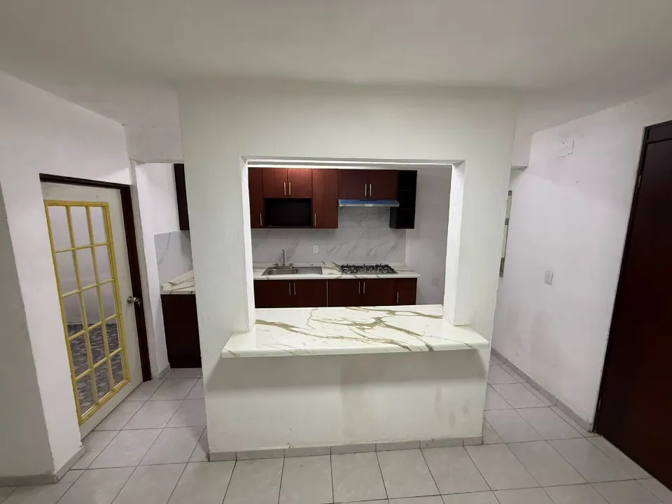 Foto 3 de Casa en venta en Calle 10-A, Ferrocarril, Guadalajara