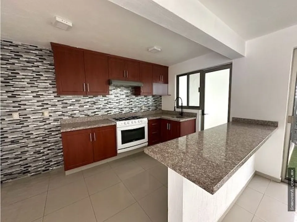 Foto 3 de Casa en renta en condominio Los Almendros, Zapopan