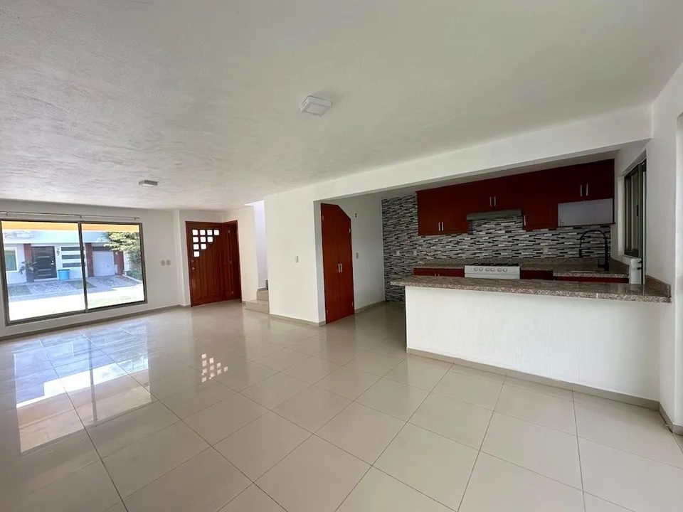 Foto 9 de Casa en renta en condominio Los Almendros, Zapopan