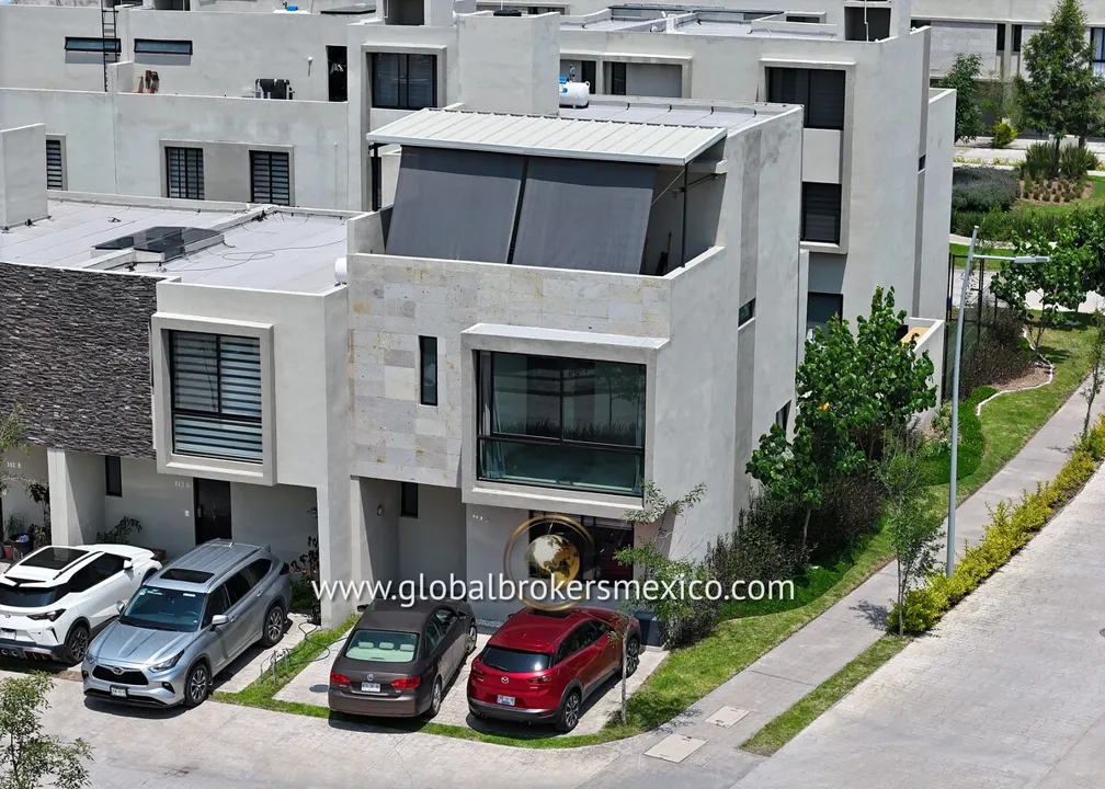 Foto 2 de Casa Nueva en Venta, Coto ZOI Santa Anita, Tlajomulco de Zuñiga, Jalisco