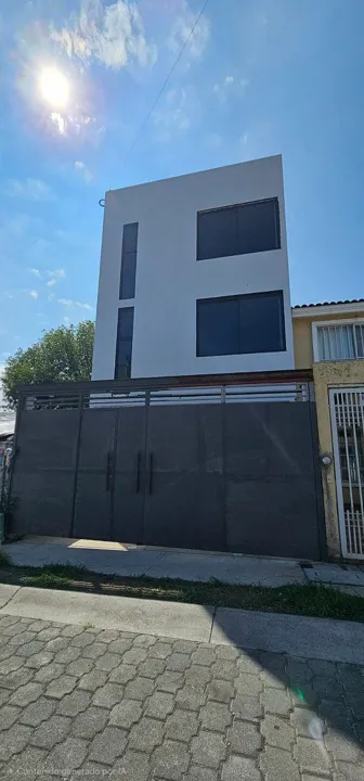 EDIFICIO EN VENTA EN COLONIA VALDEPEÑAS