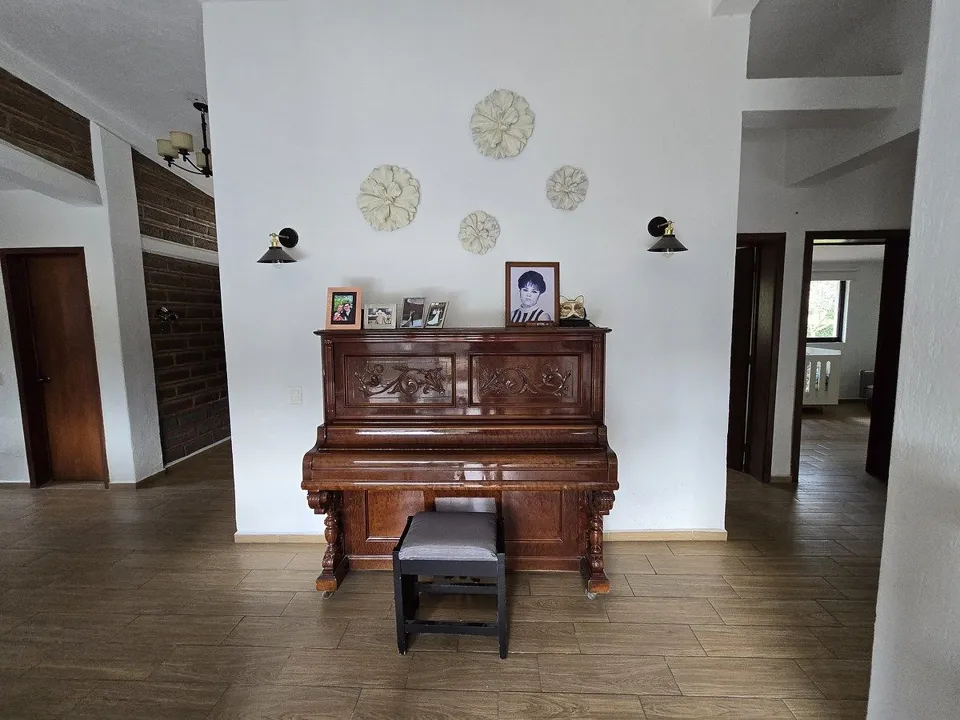 Foto 8 de Casa en Venta de una Planta  con 1,108 m² de Terreno | Coto Privado "Santa Ana T