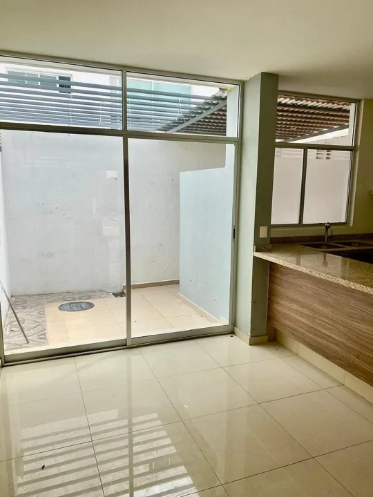 Foto 3 de CASA EN VENTA EN BOSQUES NATURA RESIDENCIAL, ZAPOPAN