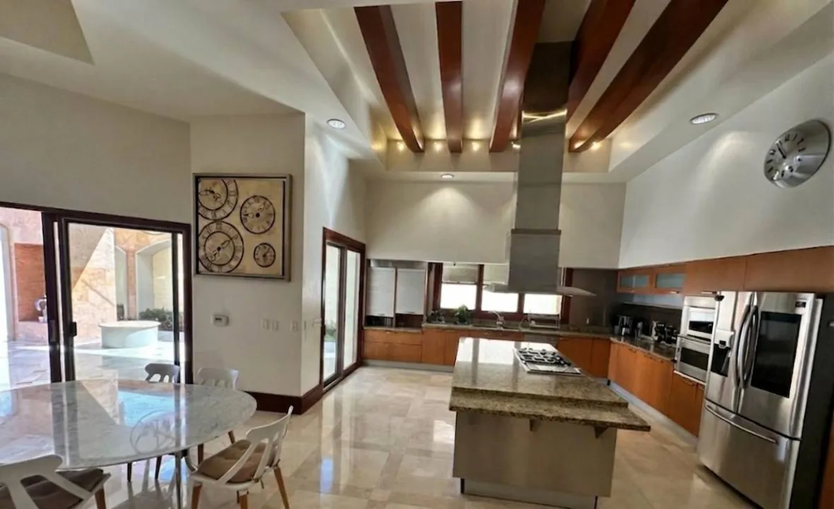 Foto 8 de Casa en venta en PASEO DE LOS VIRREYES, VIRREYES RESIDENCIAL, ZAPOPAN