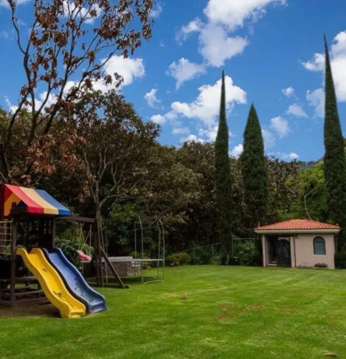 Foto 5 de En Venta Casa de Lujo en El Palomar