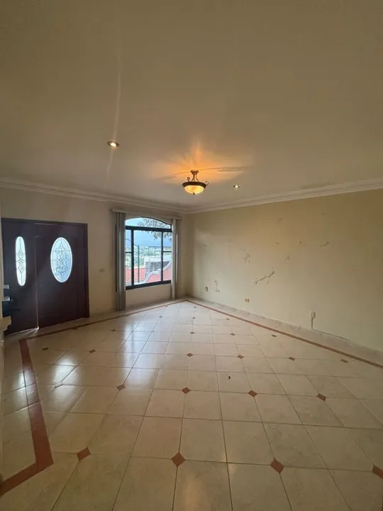 Foto 2 de Casa en Venta en Bugambilias - Coto Cristal 142
