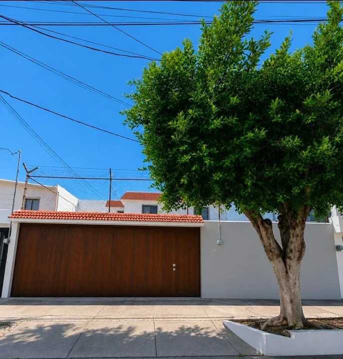 Foto 2 de Casa en venta en Residencial Victoria, Zapopan, Jalisco