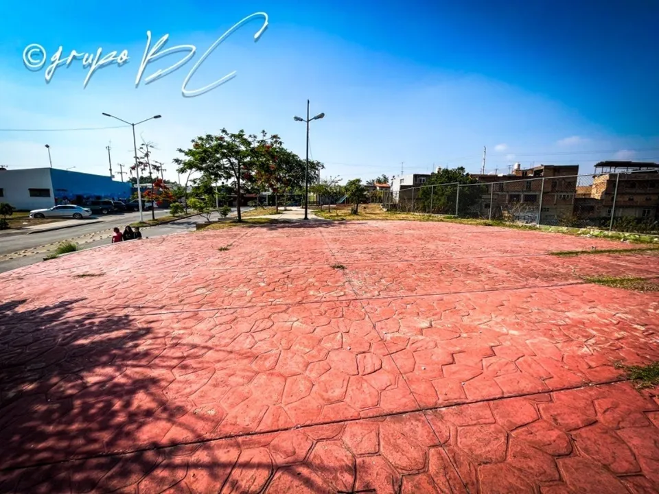 TERRENO EN VENTA/RENTA EN COL. TABACHINES